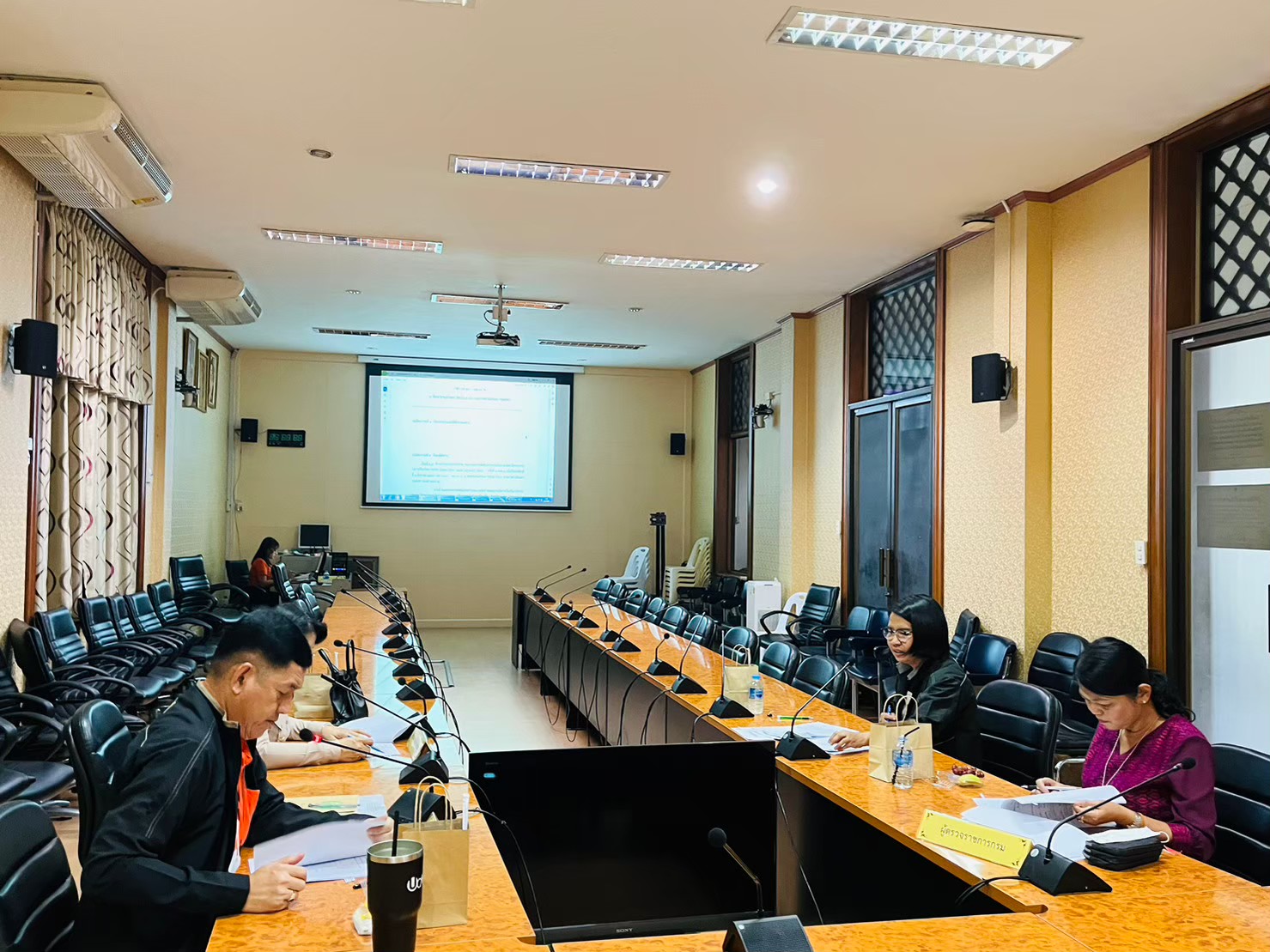title - ประชุมคณะกรรมการตัดสินโครงการประกวดจัดทำสื่อคุณธรรมในการป้องกันการทุจริตไม่ยอม ไม่ทน ไม่เฉย ครั้งที่ 2 